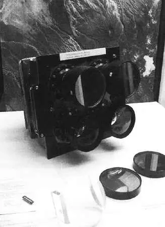 Рис 510 Линейные ПЗС используются для получения фотографий со спутников Как - фото 123