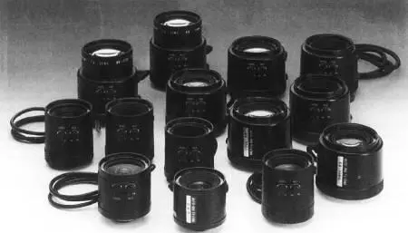 Рис 330 Объективы с фиксированным фокусным расстоянием и автодиафрагмой - фото 49