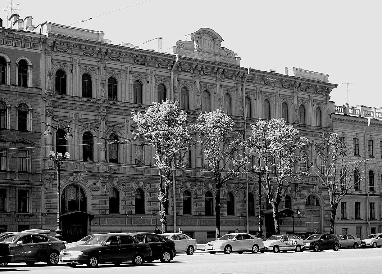 Здание в котором располагался Государственный институт истории искусств - фото 73