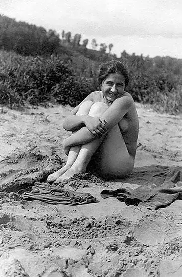 Марина Малич Уфа 1936 или 1938 г Но той страсти которую он испытывал к - фото 172