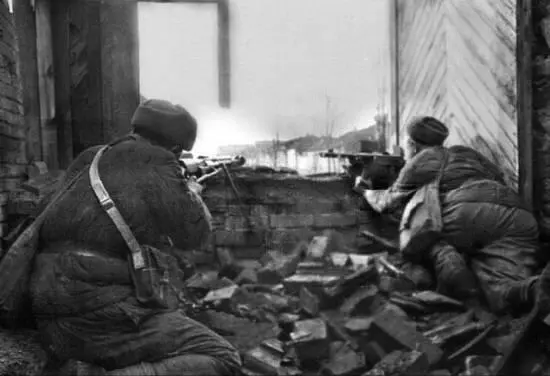 Защитники Сталинграда К 12 сентября противник вплотную подошел к городу также - фото 50