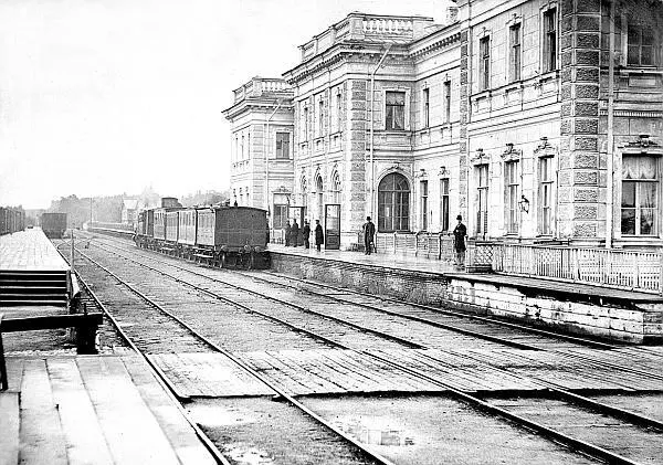 Вокзал в Ораниенбауме Фото 1897 года В отношении смертности царскосельские - фото 7