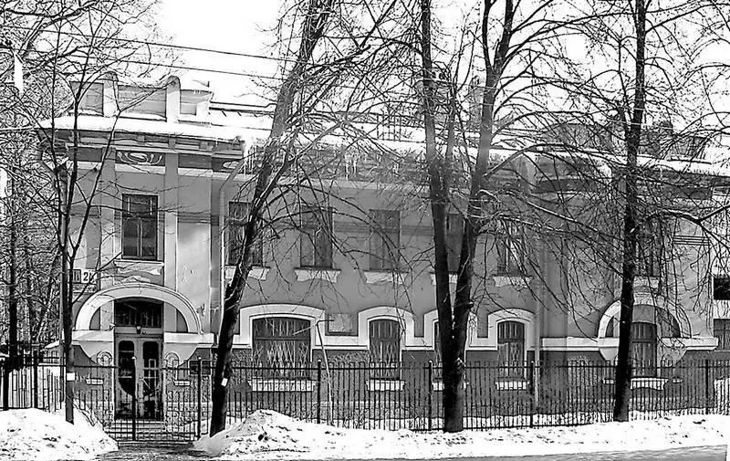 Особняк ДН Кайгородова на Институтском проспекте Фото автора март 2006 года - фото 45