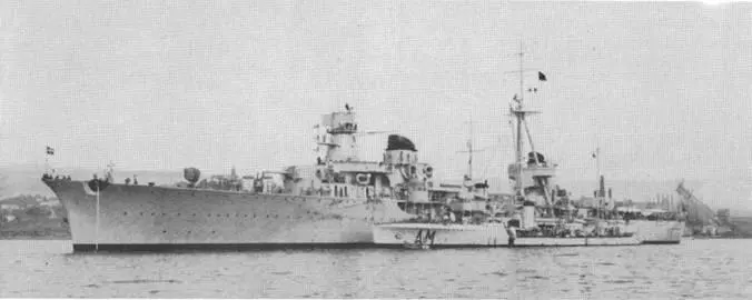 Муцио Аттендоло в 1935 г Легкий крейсер Раймондо Монтекукко - фото 74