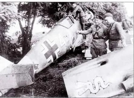 За июль 1941 года IJG 3 потеряла 10 Bf 109 на Восточном фронте Один из них - фото 116