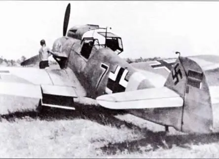 Bf 109F Черная 7 Гельмута Мекеля на южном участке Восточного фронта июль - фото 149