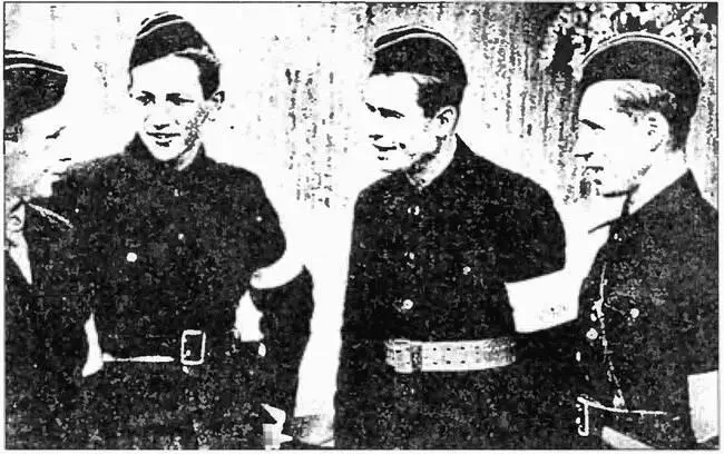 Бойцы Белорусской краевой обороны 1944 г Нарукавная повязка Союза - фото 49