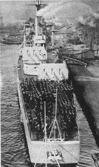 На ходовых испытаниях вверху и 17 апреля 1929 г во время подъема - фото 47