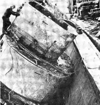 Ю апреля 1940 г Кенигсберг после атаки английских самолетов вверху и в - фото 66