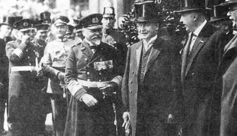 Визиты и приемы Первые два месяца 1939 г прошли для корабля в повседневной - фото 88