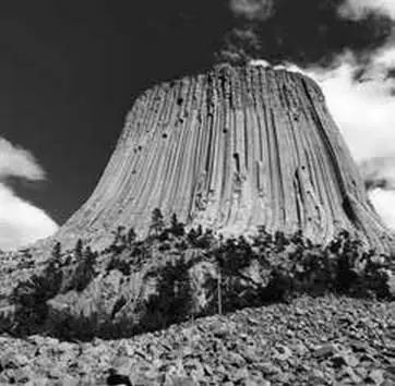 Возраст Башни более 200 млн лет По мнению ученых столбчатая скала монолит - фото 8