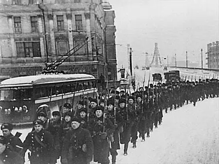 На фронт 1941 г Утро 27 октября 1941 года Противник вводит на северном - фото 350