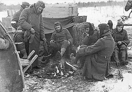Немцы на привале В Дмитров на передовой командный пункт 1й ударной армии - фото 166