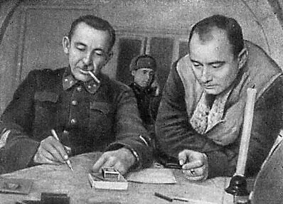 Генералмайор Павел Алексеевич Белов слева Конногвардейцы Белова Гнали - фото 266