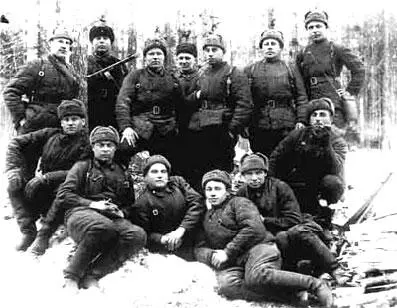 Бойцы 382й сд 2й ударной армии Волховского фронта Первая половина дня 17 - фото 197