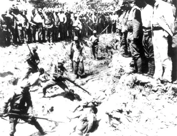 Расстрел китайских патриотов японскими захватчиками 2 июля 1939 года - фото 23