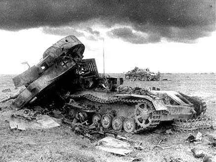 Колонна разбитых немецких танков лето 1941 г Враг расширяет районы - фото 308