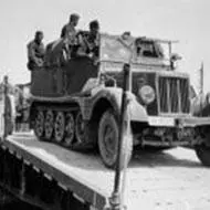 Продвижение врага Стойко сражаются за Смоленск все советские воины Об этом - фото 412