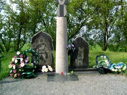Память сердца Памятник 500 пограничникам и их 150 служебным собакам погибшим - фото 428