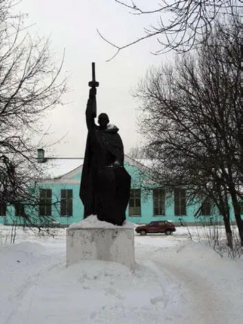 Память сердца Памятник воинуосвободителю Андреаполя В результате успешного - фото 125