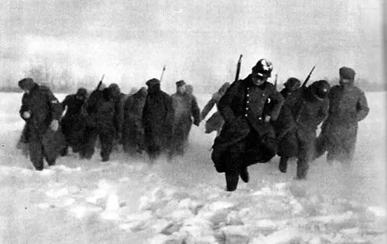 Отступление гитлеровской армии Из дневника начальника Генерального штаба - фото 128
