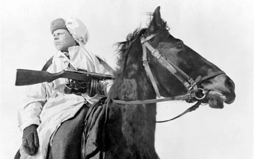 Советский конный разведчик В это же время В район Мархлево подошла 39я - фото 226