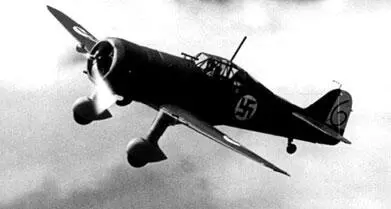Финский Fokker D XXI На юге Под Севастополем ведется артиллерийская - фото 412