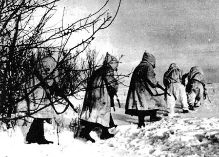 Советская разведгруппа Военные действия на других театрах Второй мировой - фото 417