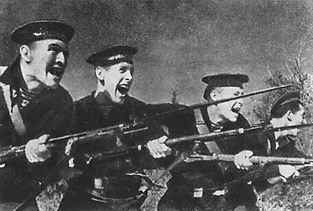 Севастополь 1942 г Стремясь отрезать от Севастополя части второго и - фото 403