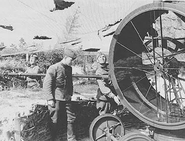 1942 Бойцы противовоздушной обороны Москва Войска ЮгоЗападного фронта - фото 434