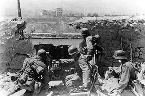 Немецкий артиллерийский расчет 1 июля 1942 г Начальник Генерального штаба - фото 480