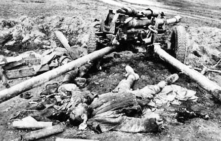 Погибший расчёт в обороне Севастополя 1942 год В ночь с 3 на 4 июля - фото 504