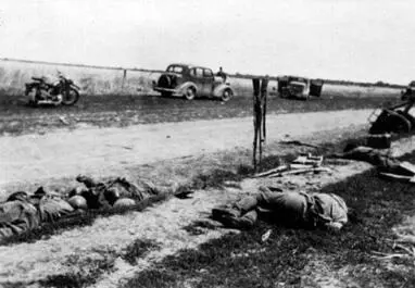 Разбитая немецкая колонна 6 часов утра 25 июля Командующий 62й армии - фото 54