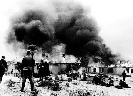 Днепропетровск Сентябрь 1942 года Немецкие солдаты на отдыхе возле Бреста - фото 78