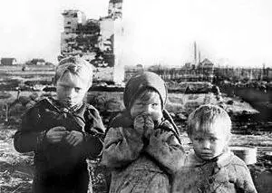 Дети Белоруссии деревня Лозоватка Военные дороги Карелии 1942 г - фото 80