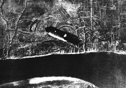 Бомба падает на Сталинград Сентябрь 1942 г Город на Волге в 1942 году - фото 112