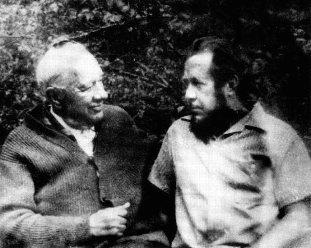 КИЧуковский и ЛИСолженицын Переделкино лето 1969 С Львом Кассилем - фото 30