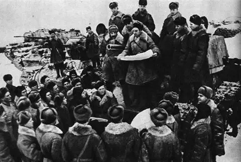Перед наступлением Средний Дон декабрь 1942 г Подготовка техники к - фото 175