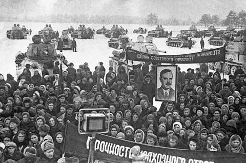 Митинг по поводу передачи воинам Красной Армии танковой колонны Московский - фото 222
