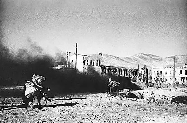 Бои за Новороссийск 19 февраля 1943 г Пятница Верховный Главнокомандующий - фото 114