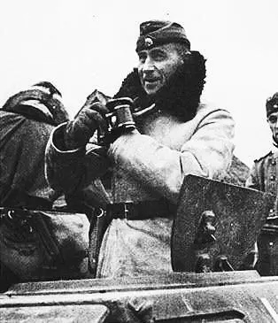 Пауль Хауссер прозвище папа один из создателей и руководителей войск СС - фото 189