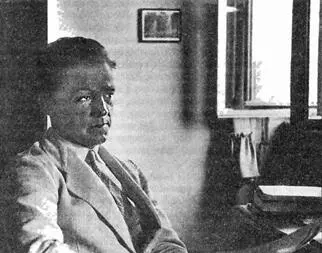 В К Гейзенберг в 1934 г Вопрос оставаться или уехать был по существу не - фото 20
