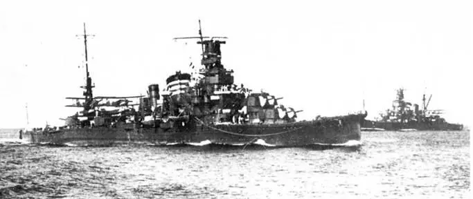 Фурутака и Кинугаса в боевом походе Октябрь 1941 г Носовые башни - фото 80