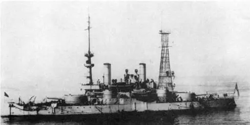 Броненосец Орегон в 1910х гг На фото броненосец Орегон в доке 1912 - фото 92