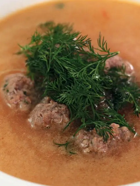 Холодный тыквенный суп с чипсами из свеклы Репчатый лук 200 г Морковь 200 г - фото 85