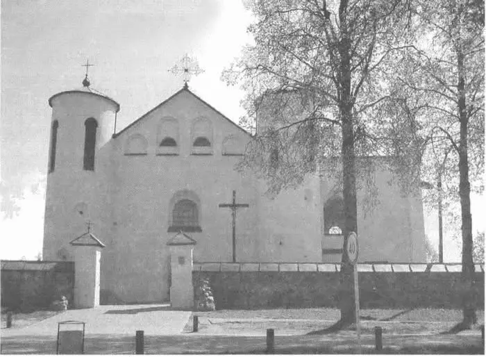 Костёл в Камаях Внешний вид костёла довольно суров отсутствие декоративных - фото 76