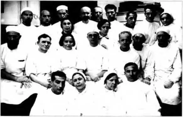 Медперсонал Центральной больницы второго отделения Норильлага 1939 год с - фото 24