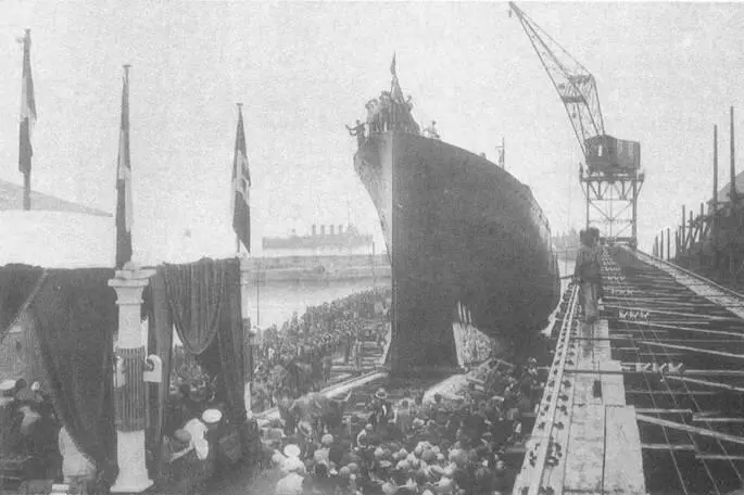 Алвизе да Моего во время спуска на воду 1 июля 1929 г Леоне Панкальдо на - фото 75