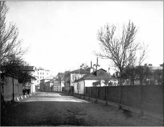 Малый Власьевский переулок в сторону Сивцева Вражка 1913 г Почти примыкает к - фото 30