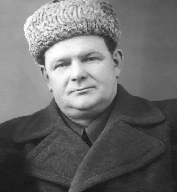 Павел Дудин Грозный 1954 год Нельзя сказать что жизнь в тех краях была - фото 27